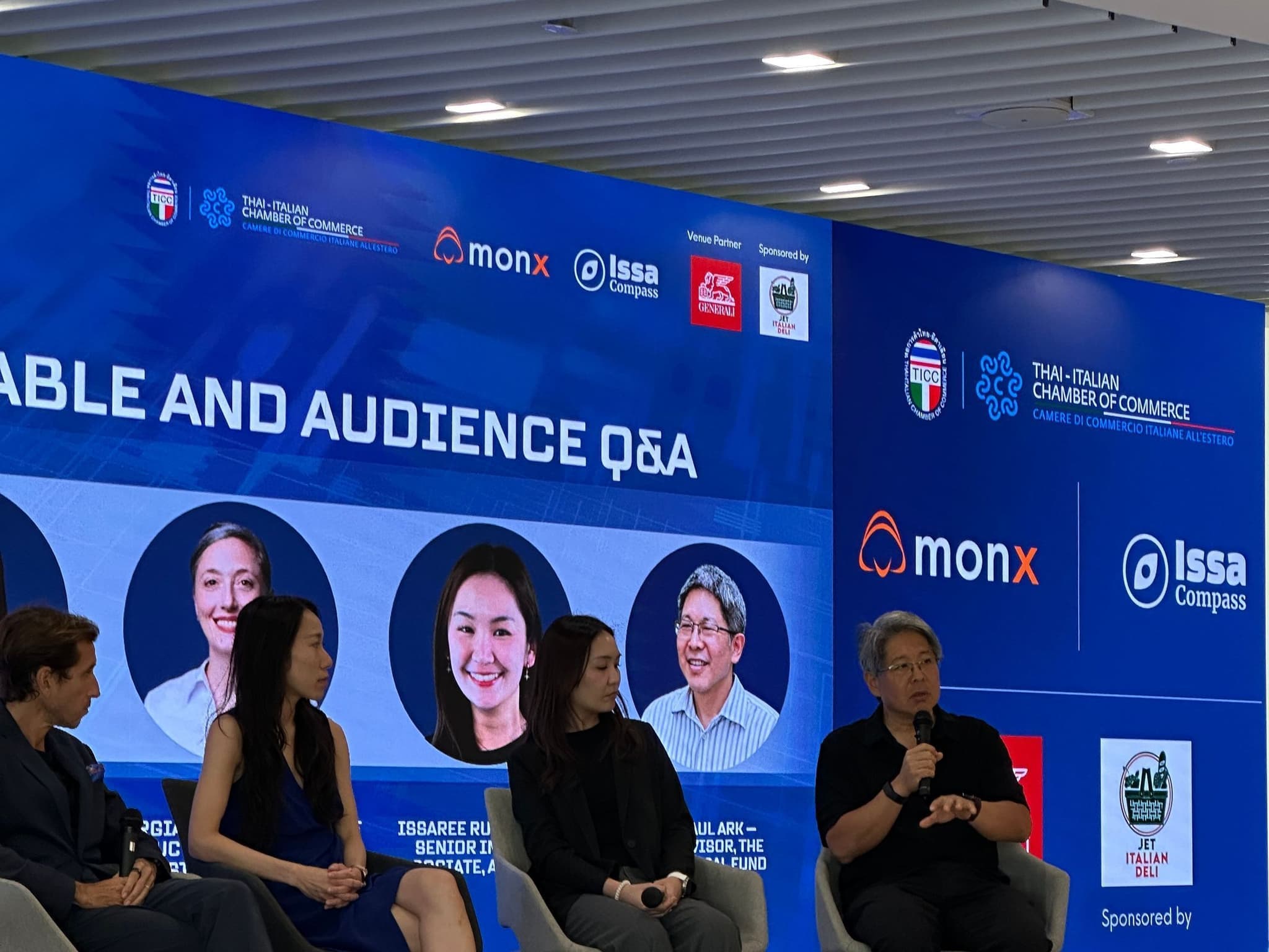 Stefano Passarello, Priscilla Yeung, Issaree Rujiralawan, and Paul Ark seated for the roundtable at the TICC startup seminar